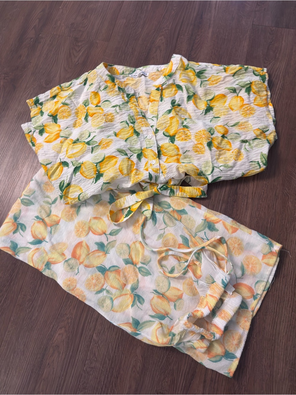 Lemon-Print Yellow Set